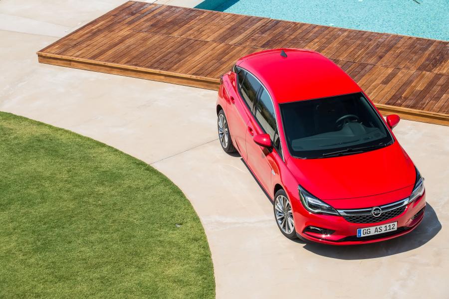  Opel Astra 2015 года  (фото 32 из 35)